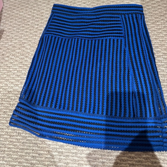 TOPSHOP BLUE SKIRT. SIZE 6 - Picture 1 of 1
